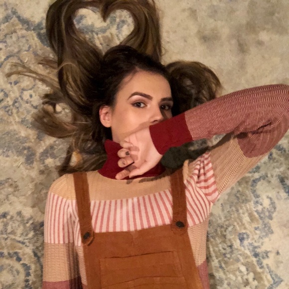 Meet your Posher, Lili huszti - Picture 2 of 2